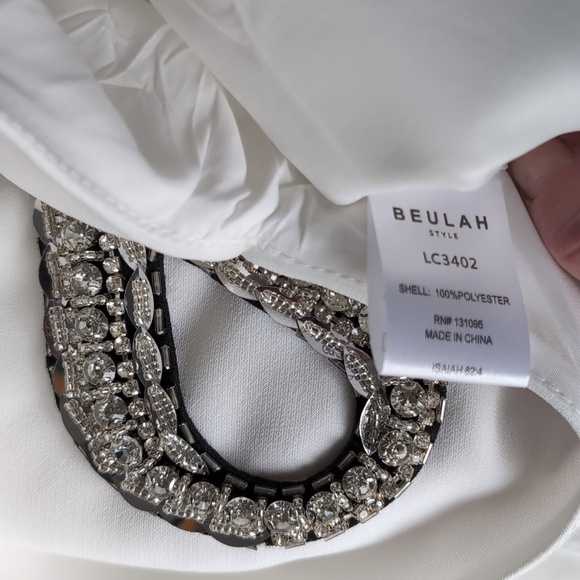 White Rhinestone embellished Bloomingdale's cocktail dress Small - Picture 15 of 17